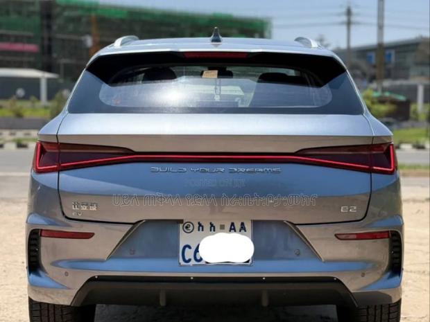 BYD E2 43 kWh 94 hp FWD 2024 Teal