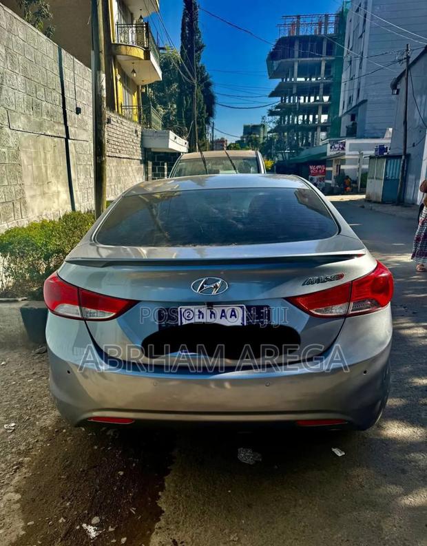 Hyundai Elantra 2013 Gray