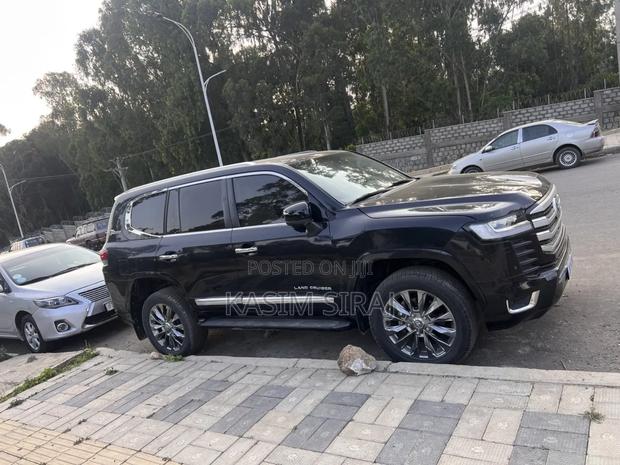 Toyota Land Cruiser 4.5 V8 GX-R 2013 Black