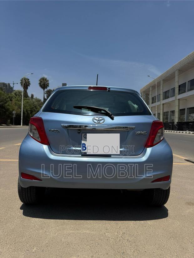 Toyota Yaris SE Hatchback 5dr 2012 Blue
