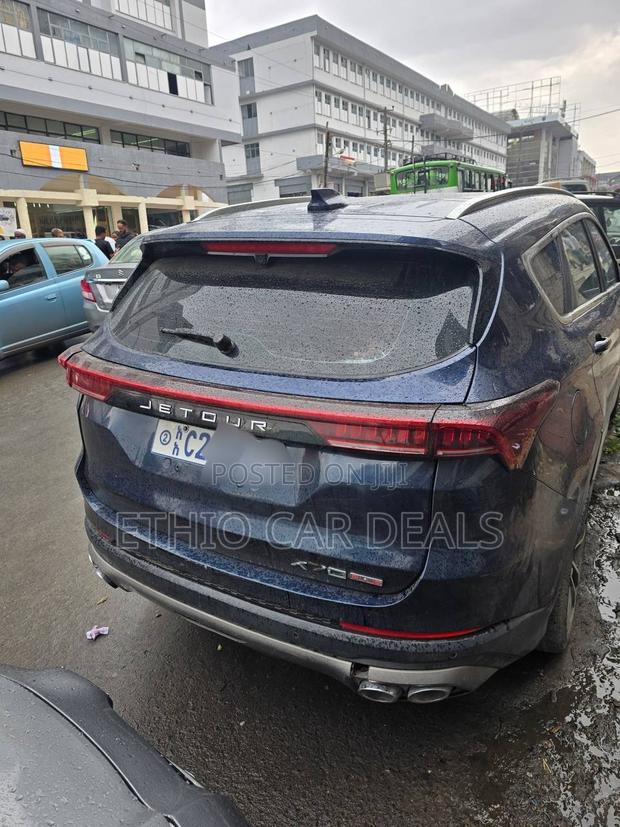 Jetour X70 Plus 1.6 7-Seater FWD 2022 Blue
