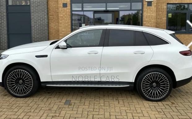 New Mercedes-Benz EQC EQC400 4MATIC 2023 White
