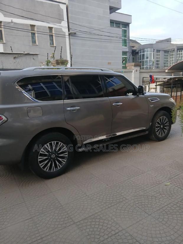 Nissan Patrol 2017 Gray