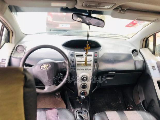 Toyota Yaris 2006 Silver