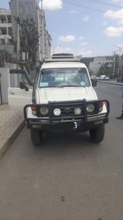 Toyota Land Cruiser 2006 White for sale