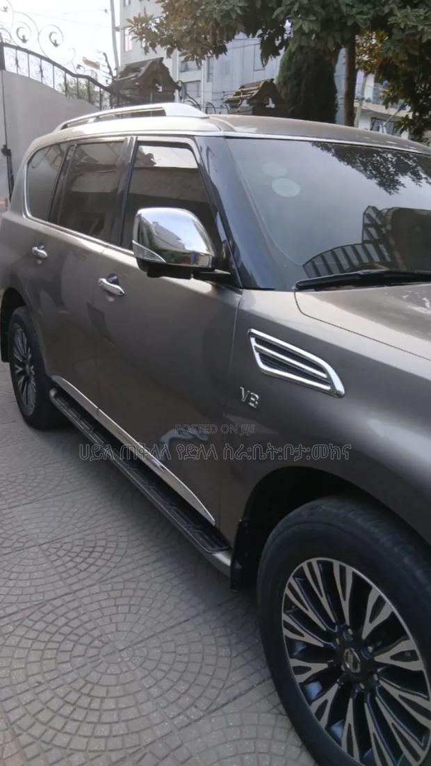 Nissan Patrol 2017 Gray