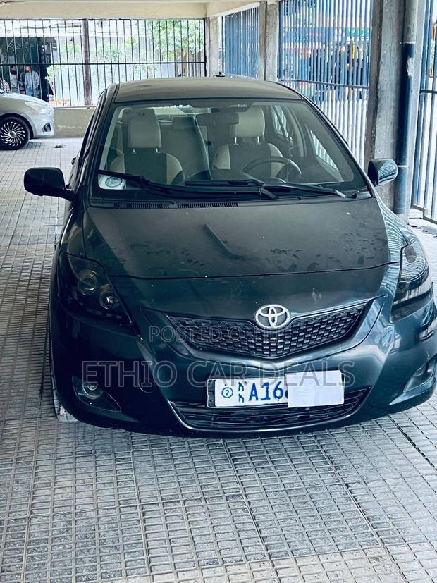 Toyota Yaris 1.5 Sedan 2008 Black