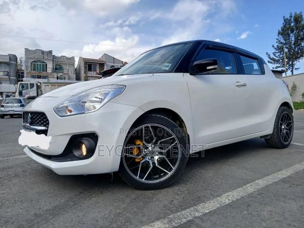 Suzuki Swift Sport 2022 White