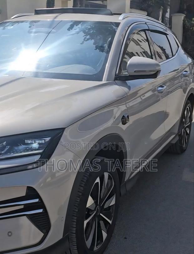 BYD Song Plus 2025 White