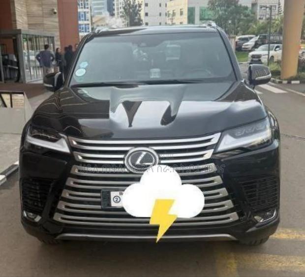 Lexus LX LX 600 2023 Matt Black