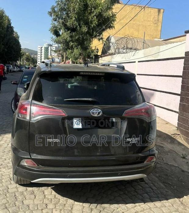 Toyota RAV4 2016 Black