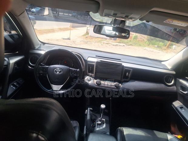 Toyota RAV4 2014 Brown