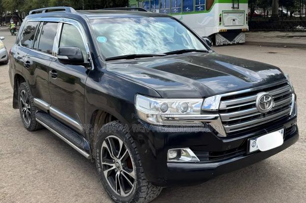 Toyota Land Cruiser 2014 Maroon
