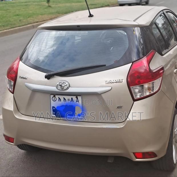 Toyota Yaris 2015 White
