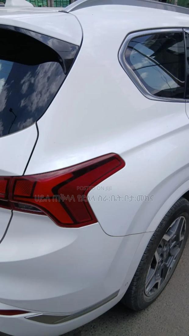 Hyundai Santa Fe Hybrid 2023 Ivory