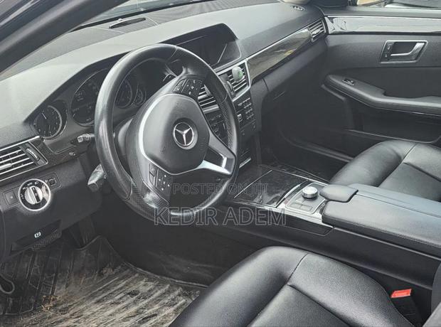 Mercedes-Benz E200 2013 Black