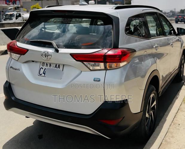 Toyota Rush 2021