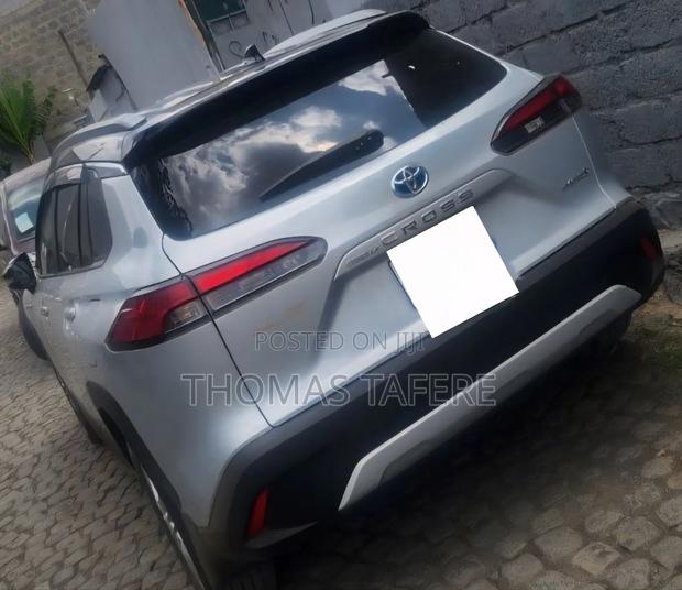 Toyota Corolla Cross Hybrid 2023