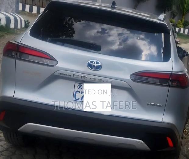 Toyota Corolla Cross Hybrid 2023