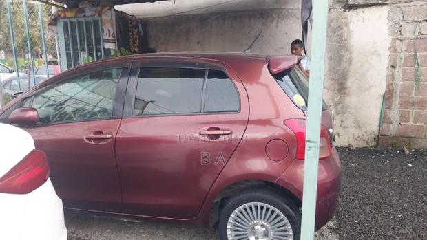 Toyota Yaris 2010 Red