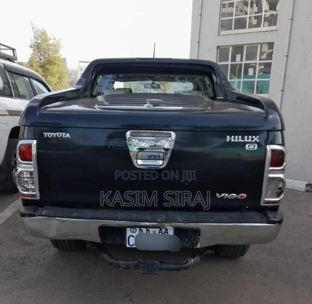 Toyota Hilux 3.0 D-4D 4x4 2014 Black