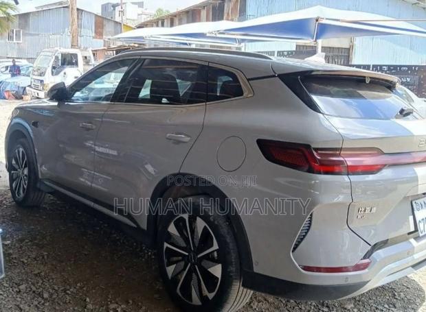 New BYD Song Plus 2025 Gray