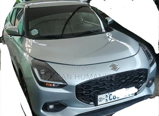 New Suzuki Swift 2025 Gray