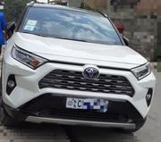Toyota RAV4 XLE Premium 2022 White for sale