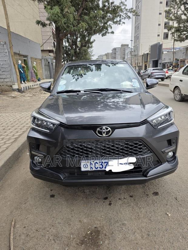 Toyota Raize 1.0 AWD 2023 Gray