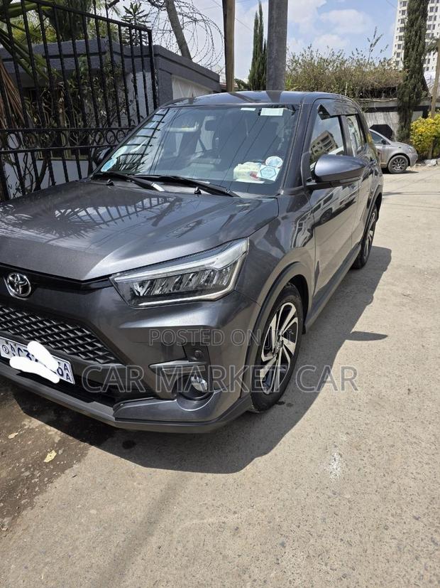 Toyota Raize 1.0 AWD 2023 Gray