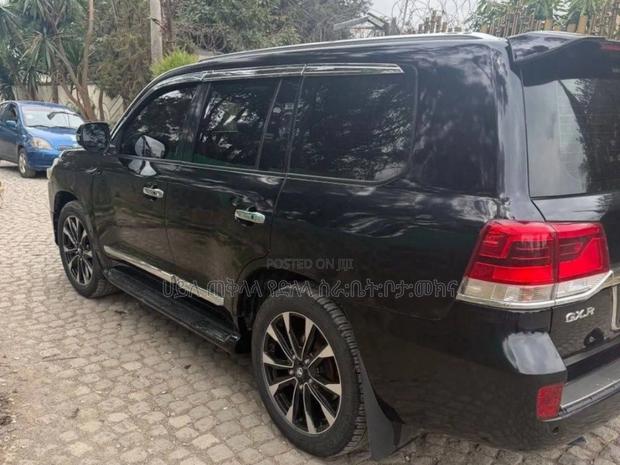 Toyota Land Cruiser 2016 Matt Black