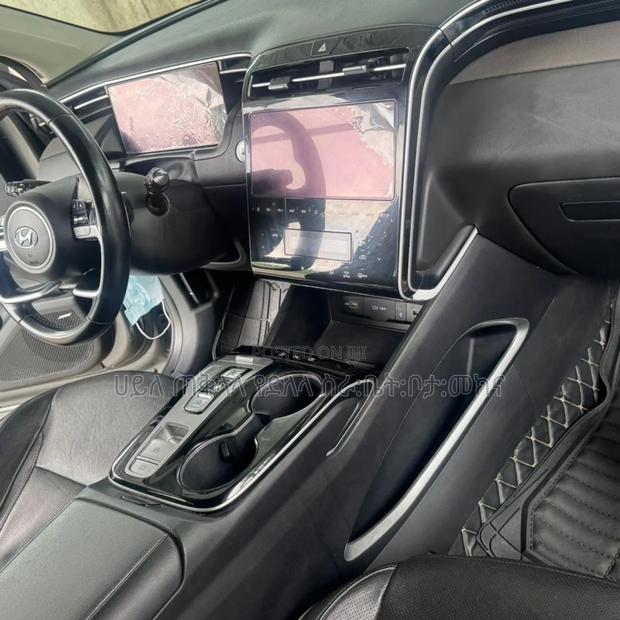 Hyundai Tucson 2022 Green