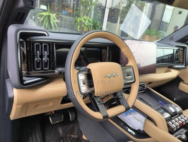 BYD Leopard 5 2025 Black