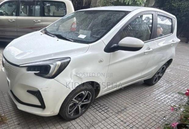 Changan BenBen E-Star 2023 White