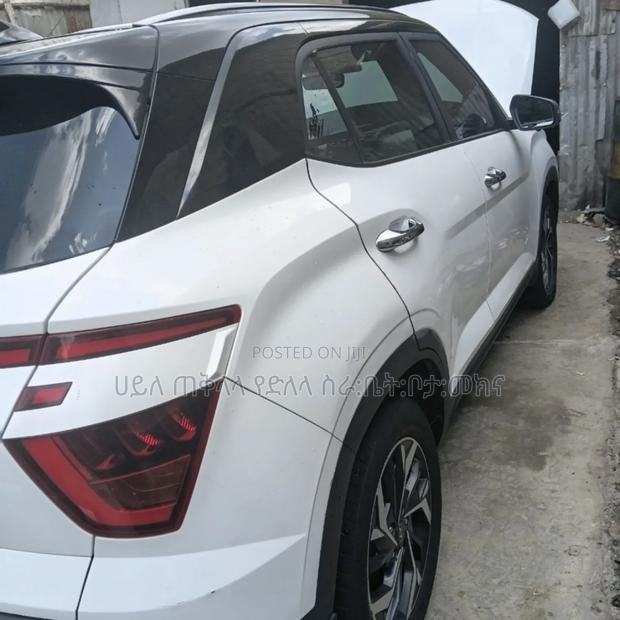 Hyundai Creta 2022 White