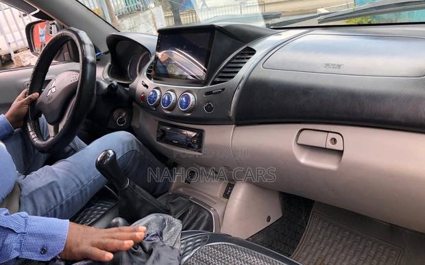 Mitsubishi L200 2007 Gray