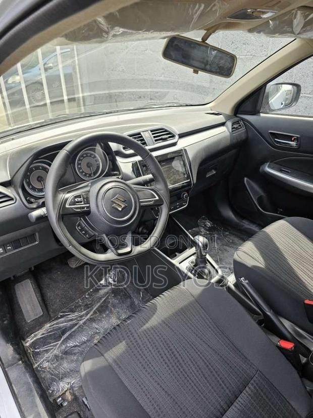 New Suzuki Dzire 2024 Silver