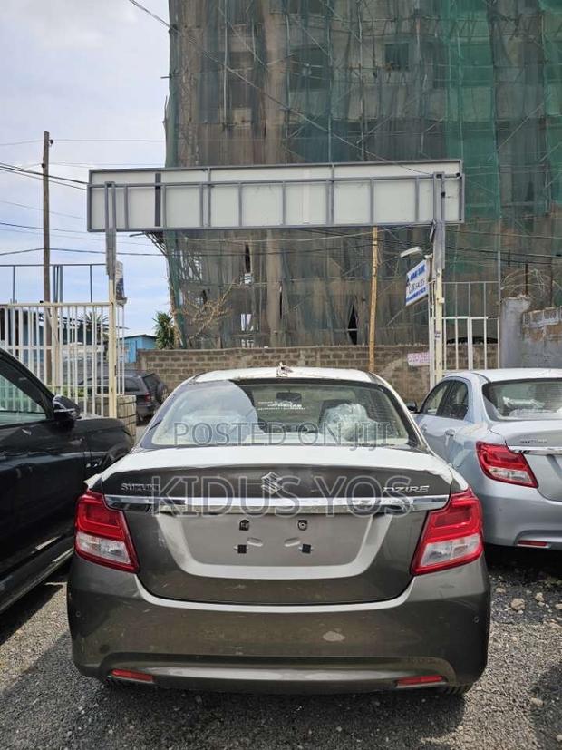 New Suzuki Dzire 2024 Silver