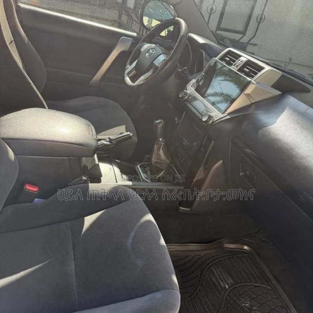 Toyota Land Cruiser Prado 2014 White