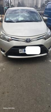 Toyota Yaris 2016 Gold for sale