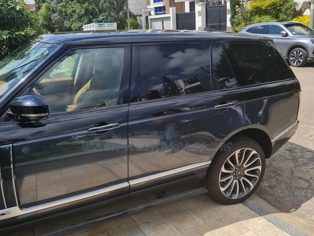 Land Rover Range Rover Vogue 2021 Matt Black