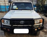 Toyota Land Cruiser 2018 White for sale