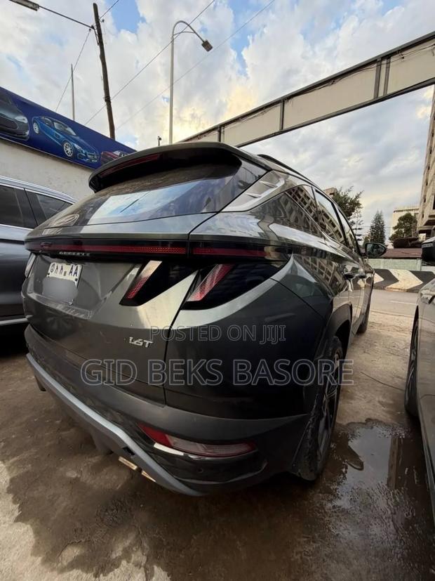 Hyundai Tucson 2022 Gray