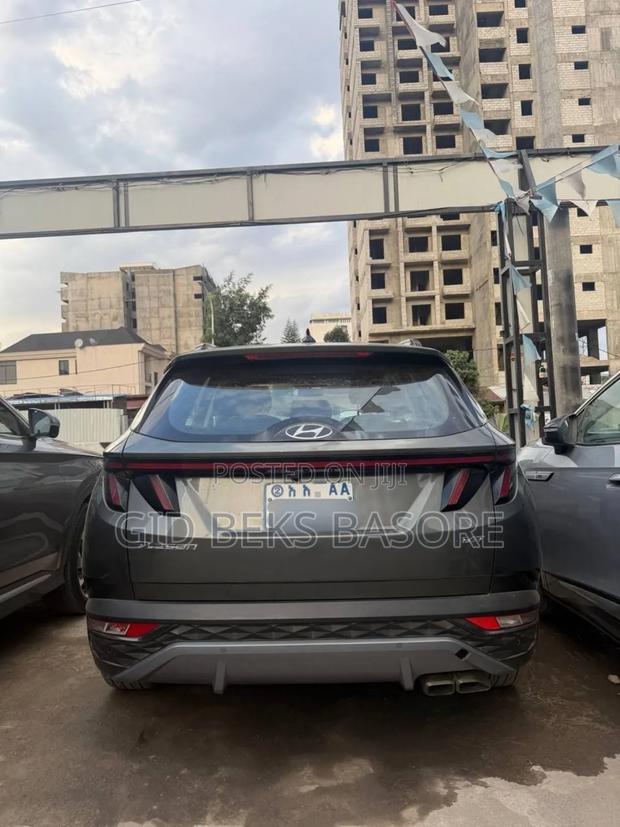 Hyundai Tucson 2022 Gray