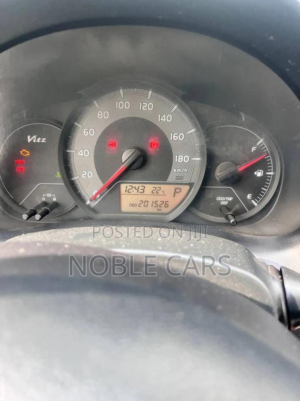 Toyota Yaris 2014 Silver