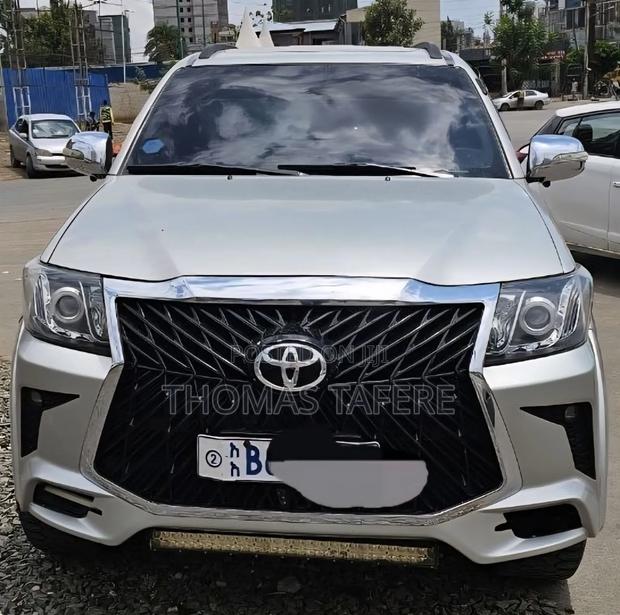 Toyota Hilux 2010 Silver