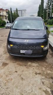 Hyundai Staria 2022 Black for sale