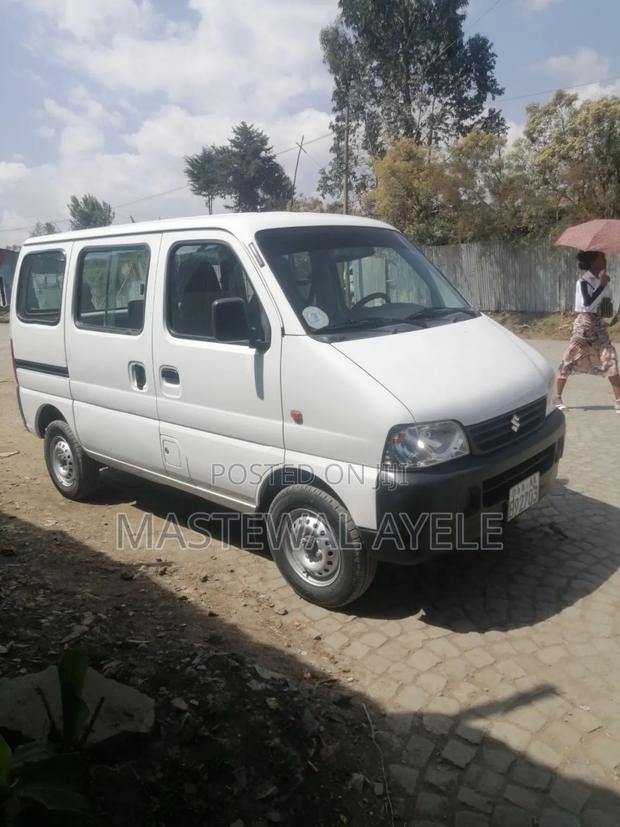 Suzuki Eeco 2024 White