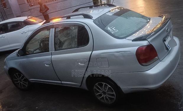 Toyota Platz 1.0 FWD 2005 Silver