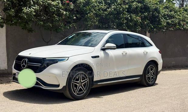 Mercedes-Benz EQC EQC400 4MATIC 2022 White